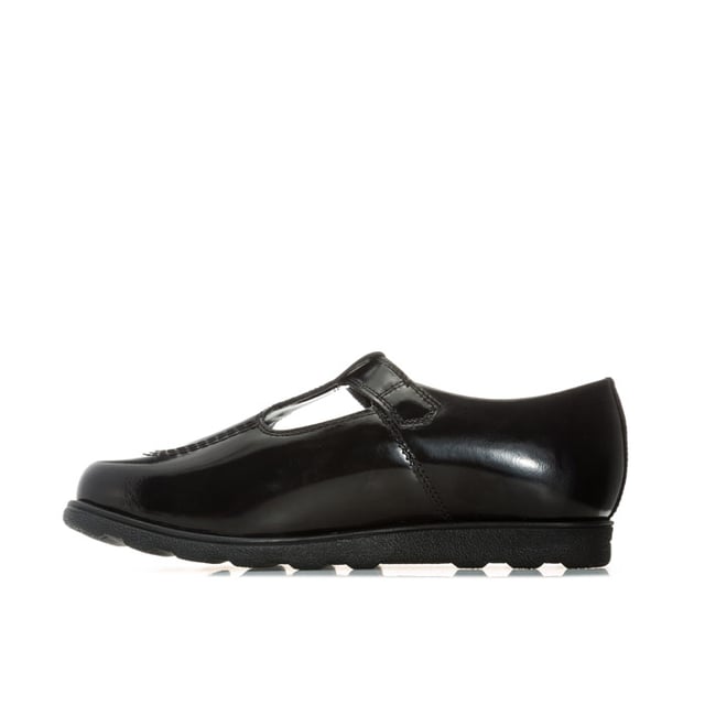 Junior Girls Kickers Fragma T-Bar Patent Shoes in Black<BR><BR>- T-bar construction<BR>- Hook and loop strap fastening<BR>- Classic triple stitch detail<BR>- Iconic red and green logo tabs<BR>- Shiny leather patent upper<BR>- Branding embossed to side<BR>- Leather Upper  textile and Synthetic Lining  Synthetic Sole<BR>- Ref: 115177