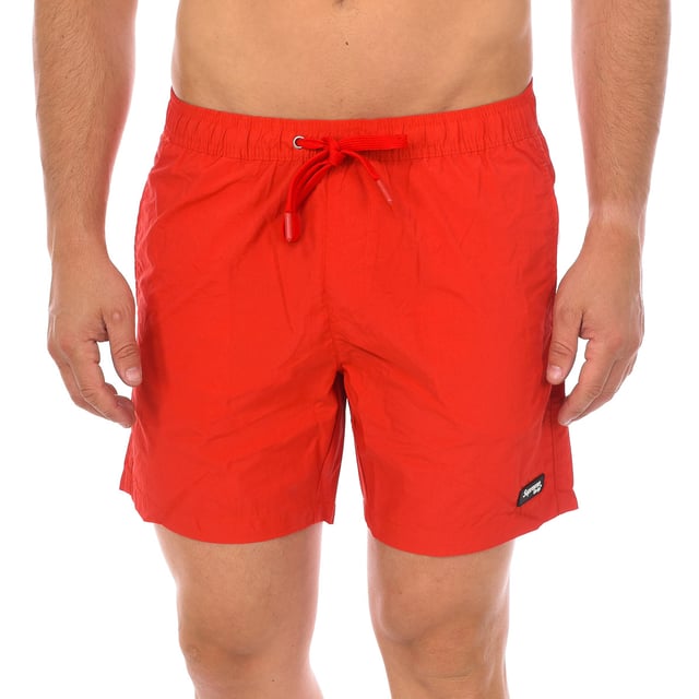 Bañador Boxer Supreme Grip.
Color Rojo
Longitud de estilo medio.
Cinturilla de goma elastica con cordones.
Logo de la marca en un lateral.
Costuras vistas a tono.
Bolsillos en laterales y trasero.
Tejido como y suave.

Composición:  100% Poliamida

Lavar a temperatura maxima de 30º
-No admite secadora
-No admite lavado en seco
-Permite el uso de plancha
-Lavado a mano