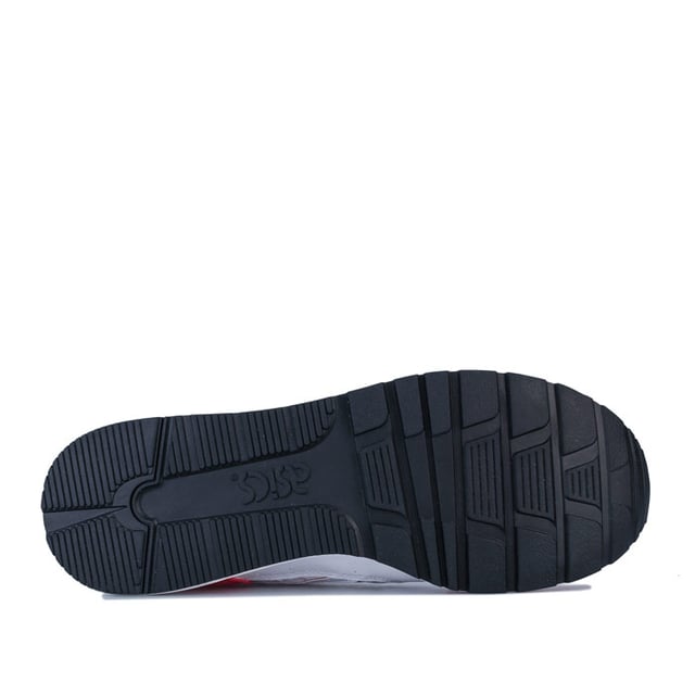 Lanzado originalmente en 1987, la zapatilla de estilo de vida Gel-Lyte ™ Unisex está haciendo un gran regreso más de 30 años después. Todavía luciendo su estilo original, la zapatilla también viene con una serie de mejoras emocionantes. Súper liviano para lo último en comodidad, el zapato ahora cuenta con tecnología Gel ™ para una experiencia acolchada suave, ya sea que camine, corras, bailes o salte. También presenta una tela sintética nyla-sheen y refuerzo Duraskin ™. Ahora con un sistema de estabilidad anti-Torque, una entresuela de tri-densidad y suela de goma soplada con un enchufe de goma de goma, este zapato está completo para cualquier actividad de kilometraje de mediana a alta.