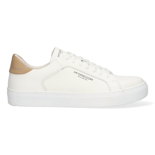 Zapatillas McGregor para hombre. Están fabricadas en piel de alta calidad. La zapatilla tiene una plantilla extraíble de EVA, que proporciona una buena amortiguación.  Marca: McGregorNombre del modelo: HamiltonCategoría: zapatos de hombreMateriales: cueroColor: blanco, beige