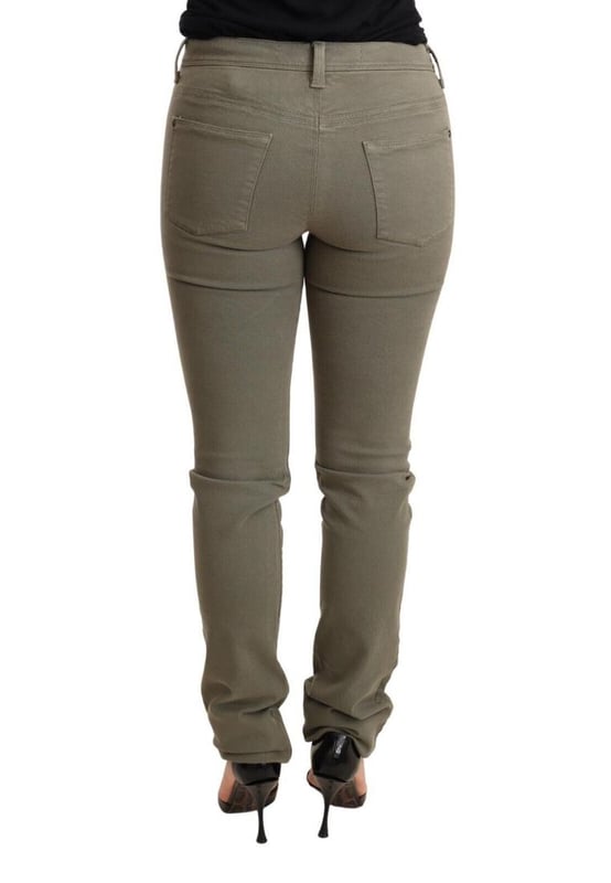 Brand new with tags
  100% Authentic Ermanno Scervino Skinny jeans
  Crafted from cotton stretch fabric
  5-pocket design
  Zip closure
  Low waist
  Skinny trouser style
  Green color
  Logo details
  Made in Italy
Material: Cotton