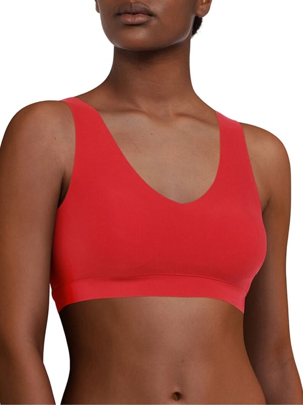 Chantelle SoftStretch Padded Crop Top Bralette. Made to adapt to all body shapes with non-removable pads and a V-neck/back.This product is recommended hand-wash only.