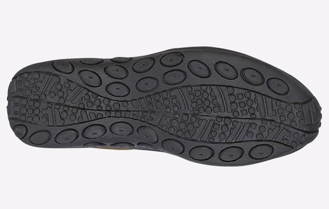 These slip on shoes are designed with premium materials and durability with a premium suede leather upper and durable rubber outsole
- Suede leather upper
- Slip-On fit
- Cushioned footbed
- Heel pull loop
- Padded heel and ankle collar
- Durable rubber outsole
- Elasticated side gussets