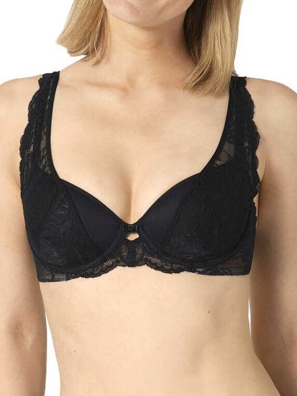 Triumph Amourette Charm Multiway Bra. With light padding, sculpting underwire and multiway, adjustable straps. The product is recommended as hand-wash only.