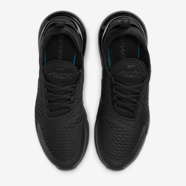 LEGENDAIRE AIR KRIJGT EEN BOOST. Nike’s eerste lifestyle Air Max combineert stijl, comfort en een flinke dosis attitude in de Nike Air Max 270. Het ontwerp is geïnspireerd op iconische Air Max-modellen en laat Nike’s grootste innovatie zien met een groot Air-venster en een frisse reeks kleuren.
Voordelen
De Max Air 270-unit biedt ongeëvenaard comfort, de hele dag door.
Het gestroomlijnde, hardloop-geïnspireerde design weerspiegelt de essentie van Nike.
Geweven en synthetisch materiaal op het bovenwerk zorgt voor een licht en ademend gevoel.
De foam middenzool voelt zacht en comfortabel aan.
De rekbare binnensok en sokachtige constructie zorgen voor een persoonlijke pasvorm.
Rubber op de buitenzool zorgt voor grip en duurzaamheid.
Productgegevens
Mesh-details voor een ademend gevoel
Synthetisch en textiel bovenwerk
Tweedelige middenzool
Oorsprong van Nike Air Max De revolutionaire Air-technologie werd voor het eerst geïntroduceerd in Nike-schoenen in 1978. In 1987 maakte de Air Max 1 zijn debuut met zichtbare Air-technologie in de hiel, waardoor fans niet alleen het dempende effect konden voelen, maar het ook daadwerkelijk konden zien. Sindsdien zijn Air Max-schoenen uitgegroeid tot favorieten bij atleten en verzamelaars, dankzij hun opvallende kleurcombinaties en betrouwbare, lichtgewicht demping.