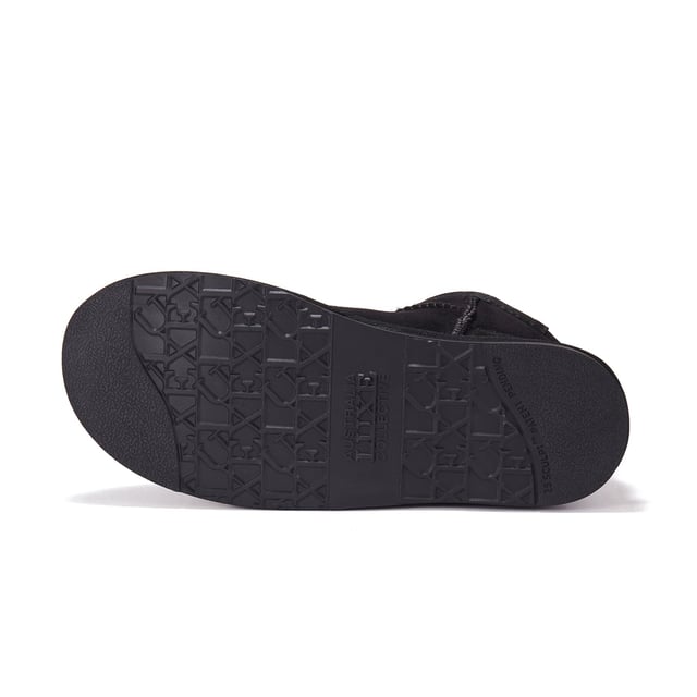 Unser Luxe-Klassiker Cosy im ultrakurzen Rundhalsschnitt, perfekter luxuriöser Komfort für jeden Tag für Ihre Füße.