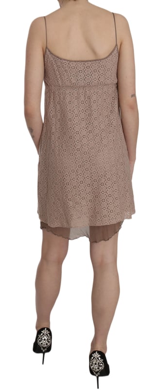 100% Authentic PINK MEMORIES Dress
  Spaghetti Strap A-line Mini
  Beige color
  Made in Italy
  Material: 70% Cotton 30% Nylon
  Subtle logo details
Material: 70% Cotton 30% Nylon