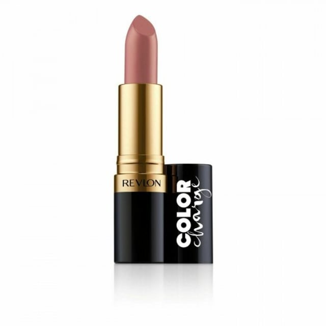 The Revlon Super Lustrous lipstick is packed with vitamins and moisturizers that leave your lips soft and smooth. The lustrous lipstick seals in colour to define your lips. It's available in a variety of fashionable colours to fit every mood and outfit. Exclusive LiquiSilk formula with mega-moisturizers seals in colour and softness. Silky-smooth, creamy texture.