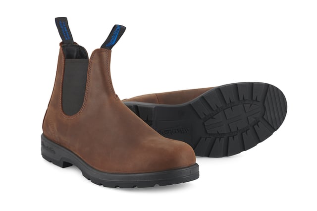 Built to weather the elements, the Blundstone 1477 boots are unmatched as temperatures begin to fall. With fully waterproof premium antique brown leather uppers, these boots will ensure your feet are nice and dry, whether it's snowing, raining or anything in between. In addition, the genuine removable shearling sheepskin footbed is supremely comfortable and with Blundstone's Thinsulate lining throughout the boot, it will help to keep your feet toasty and dry. These added cold-weather features come with the unrivalled comfort, durability and style that you have come to expect from Blundstone boots, with durable TPU outsole for enhanced traction on slippery terrains, and the patented SPS Max Comfort system for reduced wearer fatigue and increased comfort.A staple for any cold-weather wardrobe, winter is no match for the Blundstone 1477 thermal boots.  Premium antique brown waterproof leather uppers Waterproof brown elasticated sides and iconic pull tags for easy slip-on Latexed seams to ensure waterproofing Thermal Thinsulate® insulation for warmth Removable shearling sheepskin footbed Highly durable TPU outsole ensures excellent traction on all terrains and outstanding durability Blundstone SPS Max Comfort system for superb comfort Lightweight and comfortable