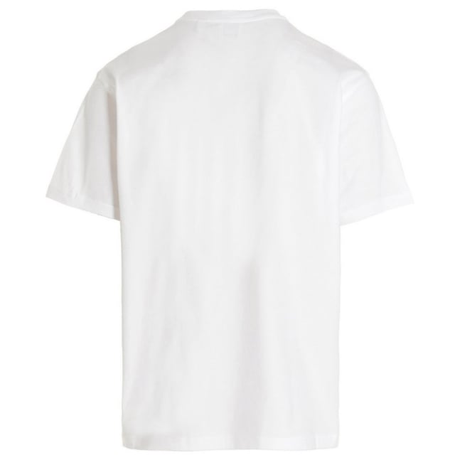 Eleve su estilo con la camiseta Burberry White. Esta iconica camiseta blanca de Burberry no solo esta de moda, sino que tambien ofrece un ajuste comodo y una calidad premium. Perfecto para cualquier ocasion, esta camisa te hara destacar y sentirte seguro. 100% de algodon, cuello de la tripulacion hecho en el logotipo de marca de Portugal en el estilo del pecho izquierdo: 8069491 Hesford