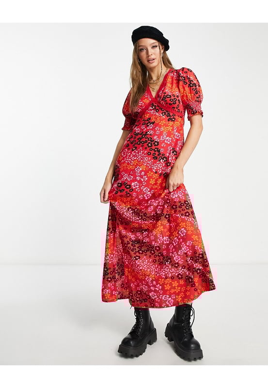 Dresses by Influence The kind of dress that deserves attention V-neck Short sleeves Lace trims Regular fitSold By: Asos
