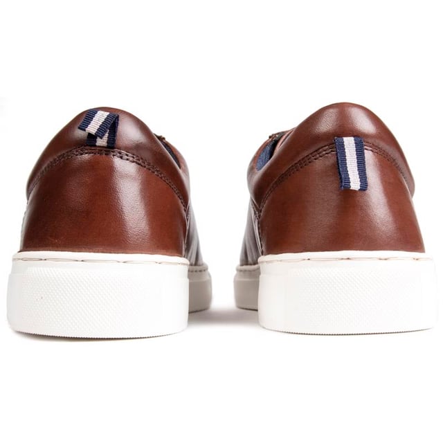 Mens brown Silver Street holden trainers, manufactured with leather and a rubber sole. Featuring: cushioned innersole, padded ankle collar, cup sole and heel branding.