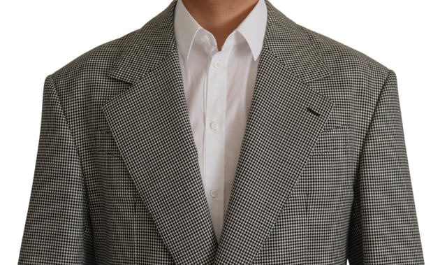 100% authentic Dolce & Gabbana Gray Checkered Wool Blazer
  New with tags
  Single breasted with notch lapels
  Made in Italy
  Gray checkered color
  1 button fastening
  Logo details
  Material: 100% virgin wool
  Lining: 100% Silk
Material: 100% Virgin Wool