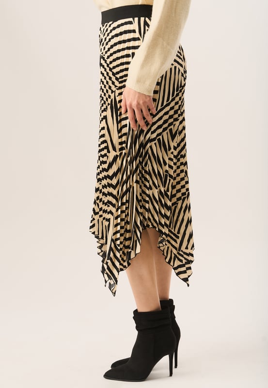 This Beige Asymmetric Hem Pleated Midi Skirt is perfect for any special occasion. It features a high-quality pleated construction that moves gracefully with your body while delivering a contemporary, asymmetric hemline. This skirt is sure to make a statement.