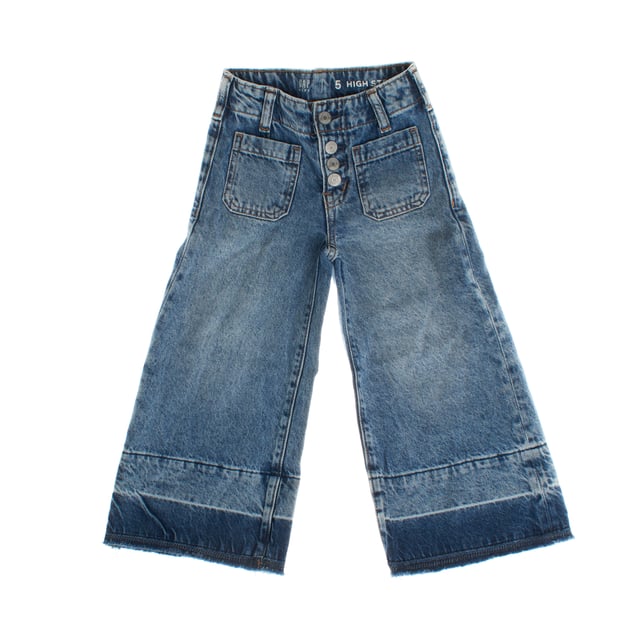 These high-waisted, wide-leg jeans offer a modern, comfortable style, with a roomy silhouette that sits easily through the hip and thigh.

 The hidden adjustable waistband allows for a custom fit, while the wide leg opening provides freedom of movement.

 Made from stretch-free denim and recycled cotton, these jeans are a sustainable option that reduces waste and maintains quality.

 They feature a front button closure and main hook button, front and back pockets, and a dark indigo wash for a classic finish.

 Raw hems add a casual touch to the design.
 Composition: 100% Cotton
 Care:
- Machine wash cold.
 - Use similar colors in the wash.
 - Avoid the use of bleaches.
 - Dry at low temperature in the dryer.
 - Iron at low temperature.
 - Do not dry clean.