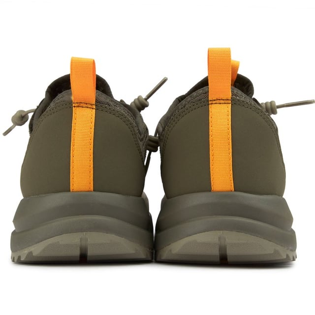 Viaja por el mundo o explora la naturaleza de tu zona con las zapatillas Tropicfeel All-Terrain, confeccionadas con poliéster reciclado y suelas de goma duraderas. Estas zapatillas, aptas para el agua y de secado rápido, cuentan con un diseño sin cordones y plantillas extraíbles para mayor comodidad. Perfectas para los aventureros con conciencia ecológica, funcionan tanto en tierra como en el agua, y encarnan tanto el estilo como el compromiso con la sostenibilidad.