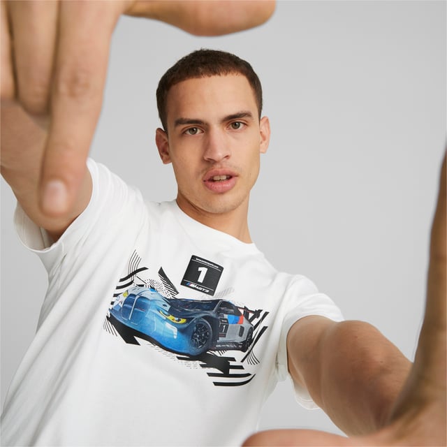 PRODUCT STORY: Leave the haters in the dust with this tee from our long-time collaboration with BMW M Motorsport. The sleek minimalism of the design is contrasted by a chaotic and colourful graphic depicting the BMW M4 GT3 on the chest. DETAILS: Regular fit; Crewneck; Shortsleeve; Regular length; Jersey fabric; PUMA Cat Logo and BMW M Motorsport label on the sleeves. Our model is 184 cm tall and is wearing size M.