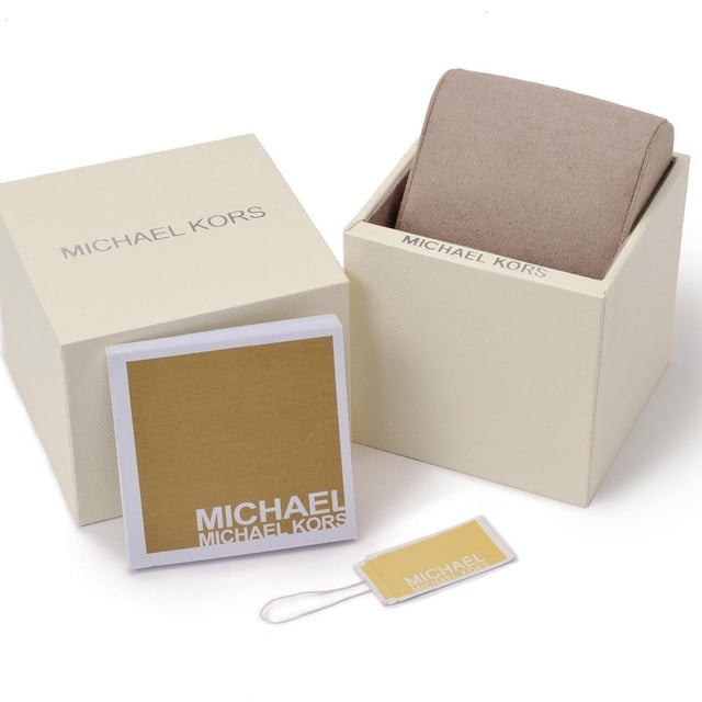 Specification Details Brand Michael Kors Model MK3216 Darci Barcode Number 0796483027862 Gender Women's Case Size 39 mm Case Colour Gold Dial Colour Gold Tone Band Material Steel Band Colour Gold Movement Quartz Chronograph No Water Resistance 5 ATM