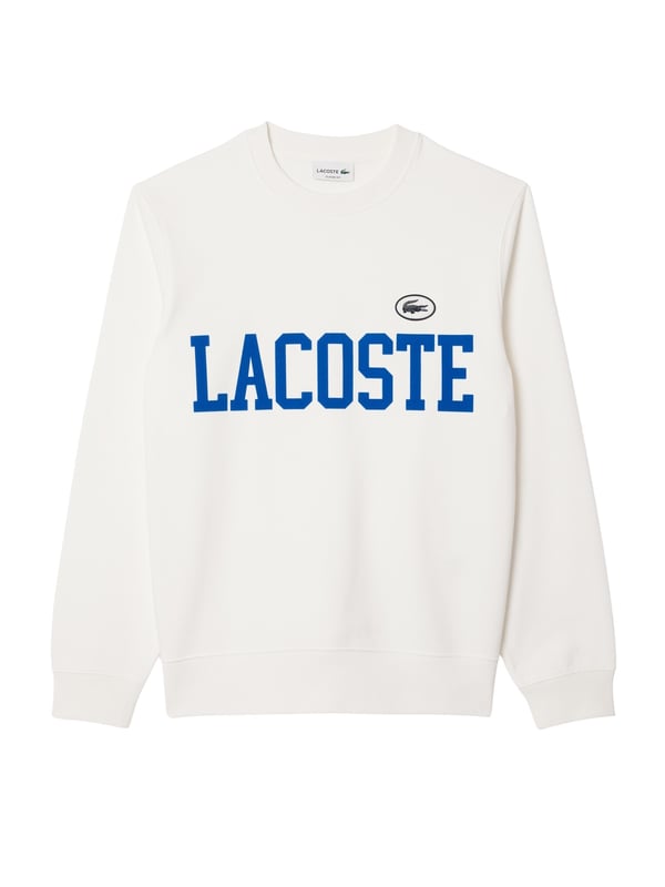 Entdecken Sie den zeitlosen Stil und den Komfort des Lacoste Herren Sweatshirts. Mit einem klassischen Rundhalsausschnitt, Rippbündchen und einem elastischen Bund bietet dieses Sweatshirt einen perfekten Sitz. Die markante Krokodil-Applikation auf der Brust verleiht einen Hauch von Raffinesse, während das unifarbene Design vielseitig kombinierbar ist. Der Classic Fit sorgt für eine bequeme Passform, die den ganzen Tag lang hervorragenden Tragekomfort bietet.