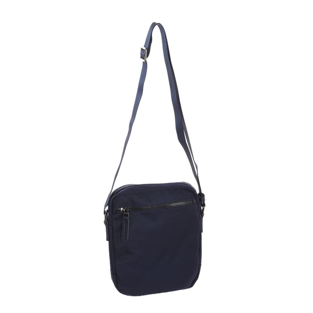 Men's shoulder bag from the U.S. POLO ASSN brand.
 Synthetic material exterior.
 Top zipper closure.
 Front Exterior: One zipper pocket and one buckle closure pocket.
 Rear exterior: One zipper pocket.
 Front interior: One zipper pocket, one open pocket and 4 pen compartments.
 Back interior: Two pockets with velcro closure.
 Adjustable strap.
 Interior lining with brand print.
 Brand logo on the front.
 Measures: 23x20x7cm
 Composition: 80% Nylon, 20% Polyurethane
 Care:
Clean with a wet cloth.