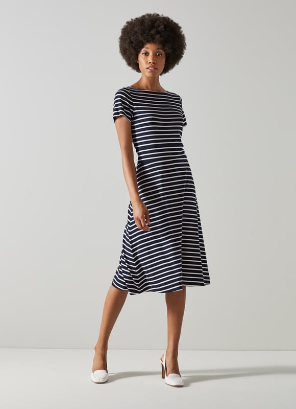 Quinn perfectly fitted formal dress on sale