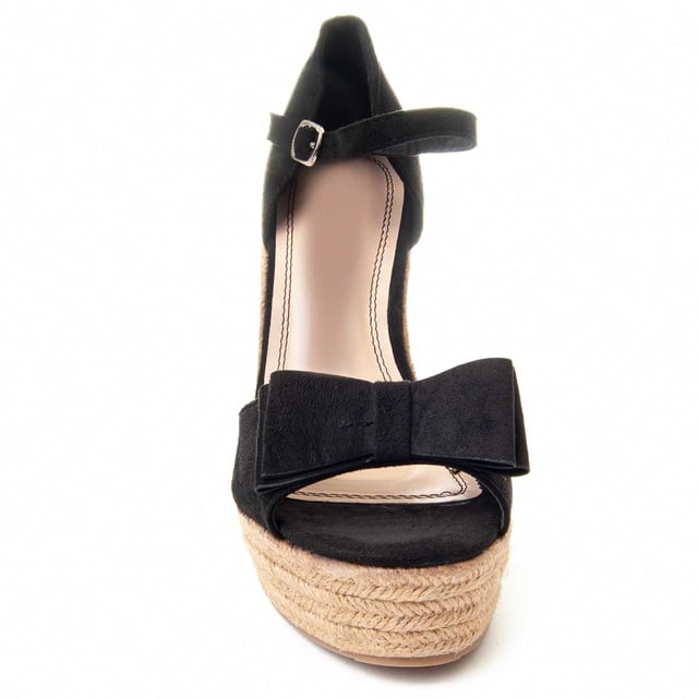 Sandalias de cuña de esparto para mujer. Ajuste cómodo. Plantilla acolchada. Suela antideslizante. Costuras reforzadas. Fabricadas por otras marcas para nuestra marca. Medidas aproximadas: 12 cm de tacón y 3 cm de plataforma.