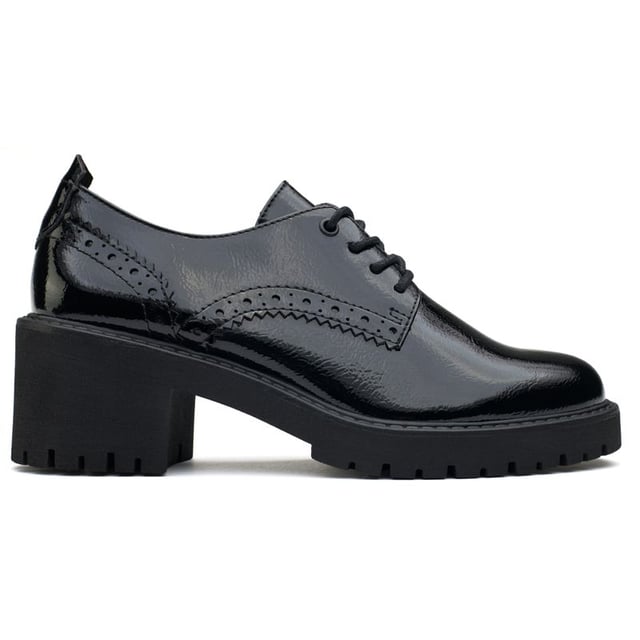 Zapatos Derby de mujer de charol negro de Marco Tozzi, fabricados en sintético y suela de goma. Incluye: charol sintético, plantilla acolchada y altura del tacón 5 cm.