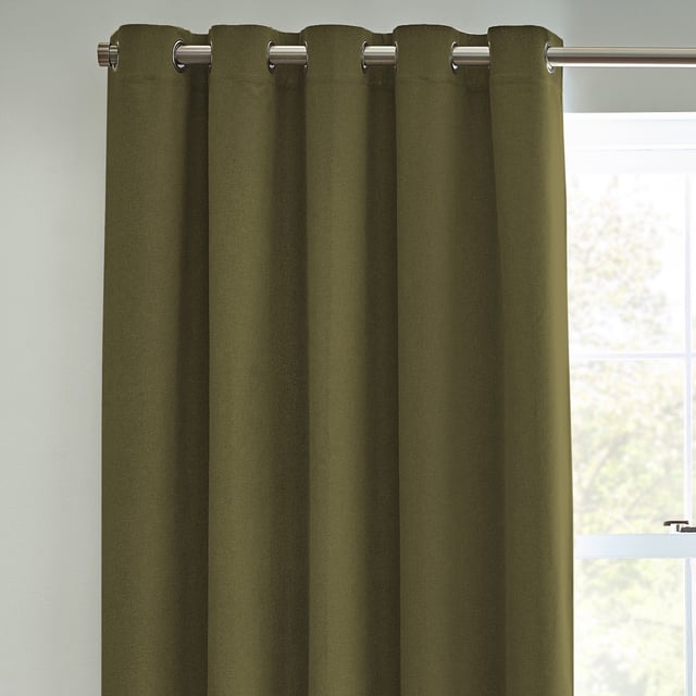 In modern fresh tones, the Dawn blackout eyelet curtains provide both functionality and effectiveness for your home. The soft-textured, temperature regulating marl effect fabric not only keeps out the light, but also ensures your home is cool in summer and warm in winter.