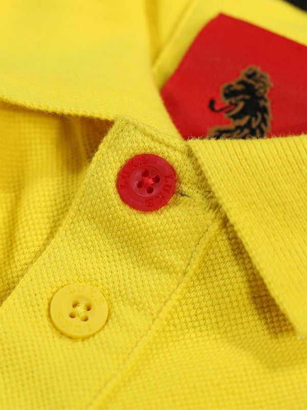 Complete your everyday look with this polo top from LUKE. Crafted from a luxury cotton pique, it's cut to a relaxed fit with a three button placket and features a soft rib collar and cuff. It is complete with the brand's iconic lion head embroidery on the left