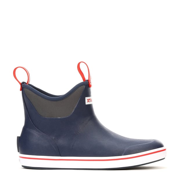 We've created a lightweight design with the same slip-resistant Chevron outsole found in our Legacy boots. The performance ankle deck boot is the perfect boot for any on the water athlete looking for protection with slip-on-and-go styling.
