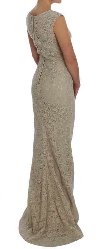 Marke: Dolce & Gabbana  
Stil: Floral Ricamo Cutout Langes Maxikleid  
Modell: Langes Sheath Maxikleid  
Farbe: Beige  
Verschluss: Rückenreißverschluss  
Logodetails  
Hergestellt in Italien  
Material: 100% Baumwolle  
Exklusive und hochwertige Handwerkskunst