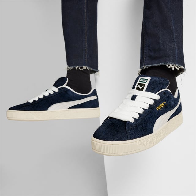 Basket Puma Suede XL Herren Blau Leder. Authentischer Schuh der Marke Puma - Streetwear/Sportswear-Design von Puma - Puma für Herren, modisch und perfekt für den Alltag - Die blauen Basket Pumas lassen sich hervorragend mit dem Rest Ihrer Garderobe kombinieren - Bequemes Leder-Material - Klassische Schnürsenkel - Suede XL - Synthetik.