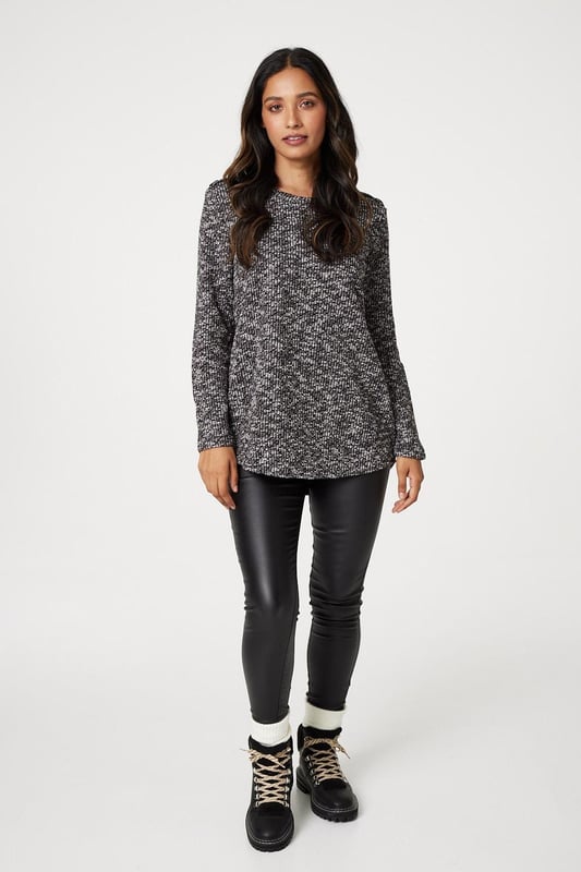 Elevate your casual wardrobe with this marled longline pullover. It has a round neck, long sleeves, a button embellishment at the shoulders, relaxed fit and a thigh length hem. Pair with jeans and trainers for an on-trend weekend look.