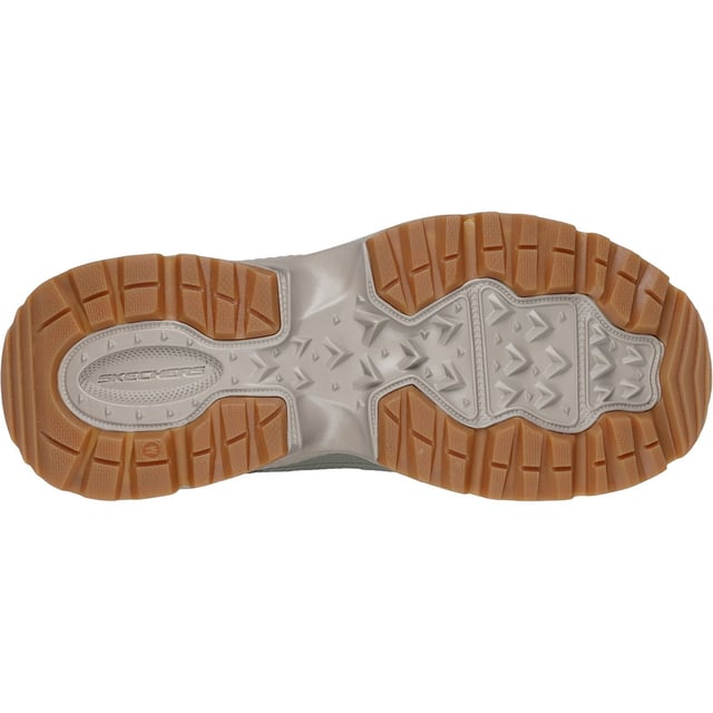 Een sportieve klassieke look krijgt een upgrade in duurzaam comfort met de Skechers Vigor AT. Deze slip-on heeft een suède bovenwerk met een Skechers Air-Cooled Memory Foam comfort binnenzool.
