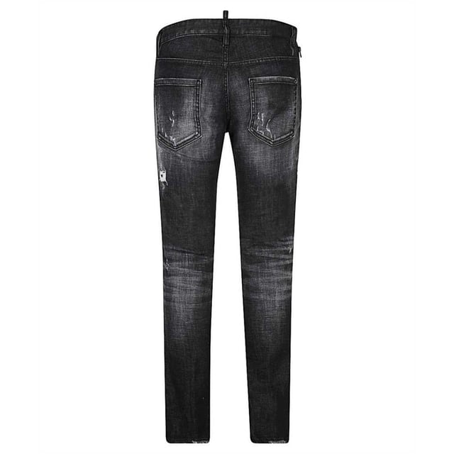 Vaqueros negros Canadian Heritage Cool Guy Jean de Dsquared2. Vaqueros negros Canadian Heritage Cool Guy Jean de Dsquared2. Denim elástico 98% Algodón 2% Elastano. Bragueta con botones, marca en el costado inferior con abertura de un cuarto de cremallera. Cool Guy Fit con pernera cónica, lavado de mezclilla desgastada. Logotipo de la marca en la bragueta.