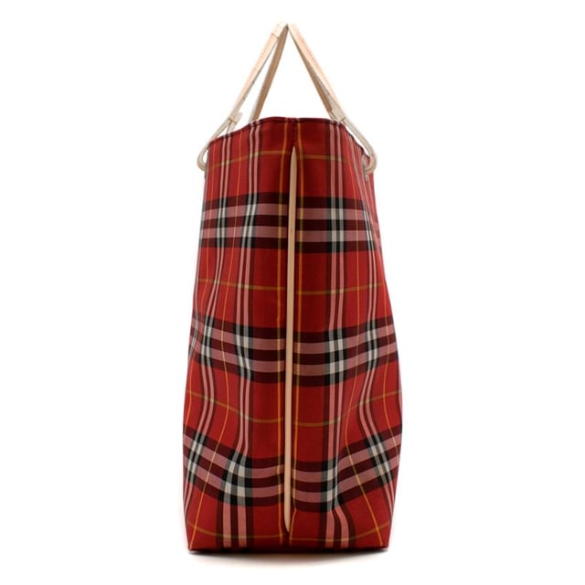 Burberry london shop made in italy