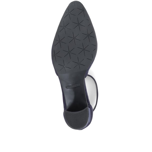Sculpted in buttery suede with a pointed closed toe, the Cloria courts are your work to weekend footwear staple. Fastening securely around your ankle, they feature a practical (aka comfortable) block heel.