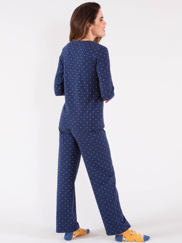 The clue is in the name... Get comfy and relax in these lovely loungers, with a straight-leg style to keep you looking chic even on the sofa. The full-length loungers pair beautifully with so many comfy and casual tops, making them the perfect choice for a lazy day. Made in organic cotton jersey with a little bit of stretch and a deep elasticated waistband, their comfort, quality and sustainability is hard to beat.