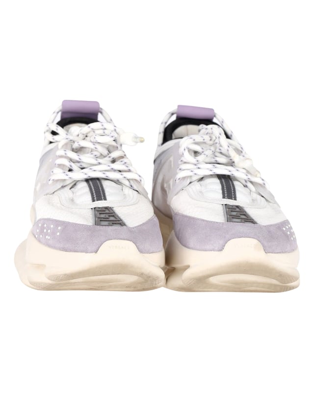 VINTAGE, RRP AS NEW
Versace's Chain Reaction sneakers are for fashionable people like you and a stylish take on the chunky sneaker trend. These ones are crafted from high-grade materials in light purple and white. They feature laces, signature detailing, high platforms, and outsoles featuring a chain-like design.

Versace Chain Reaction Sneakers in White Leather
Condition: very good
Material: Leather
Size: EU41
Sign of wear: wear at soles
SKU: 358005