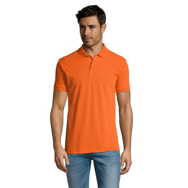 Getapete hals. Versterkte schoudernaden. Drie bijpassende knoopsluiting. 1x1 ribgebreide kraag en manchetten. Zoom met dubbele naald. Gewicht van de stof: 200 gsm. Materiaal: 65% Polyester 35% Ringspun Katoen. Borst (in): XS(35/36), S(36/38), M(38/40), L(41/42), XL(43/44), XXL(45/47), 3XL(47/49), 4XL(50/52), 5XL(53/55).