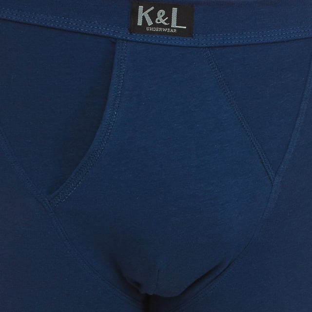 Pack-2 Boxers Kisses&Love
 Elastic rubber waistband.
 Detail of the brand name on the waistband.
 Breathable fabric.
 Anatomical front with the ability to hold without squeezing.
 Seams seen in tone.
 Composition: 95% Cotton, 5% Elastane
 Care:
Care:
 - Wash at max temperature. 40º.
 - Do not use bleach.
 - Do not use dryer.
 - Do not iron.
 - Do not dry clean.