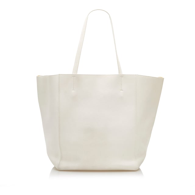 VINTAGE. RRP AS NEW. The Cabas Tote features a leather body, flat leather straps, an open top, and an interior zip pocket.Exterior back is discolored and stained. Exterior bottom is discolored and stained. Exterior corners is discolored and stained. Exterior front is discolored and stained. Exterior handle is discolored. Exterior side is discolored and stained. Interior lining is discolored and stained. Interior pocket is discolored and stained.

Dimensions:
Length 33cm
Width 50cm
Depth 17cm
Shoulder Drop 22cm

Original Accessories: Pouch

Color: White
Material: Leather x Calf
Country of Origin: France
Boutique Reference: SSU94347K1342


Product Rating: GoodCondition