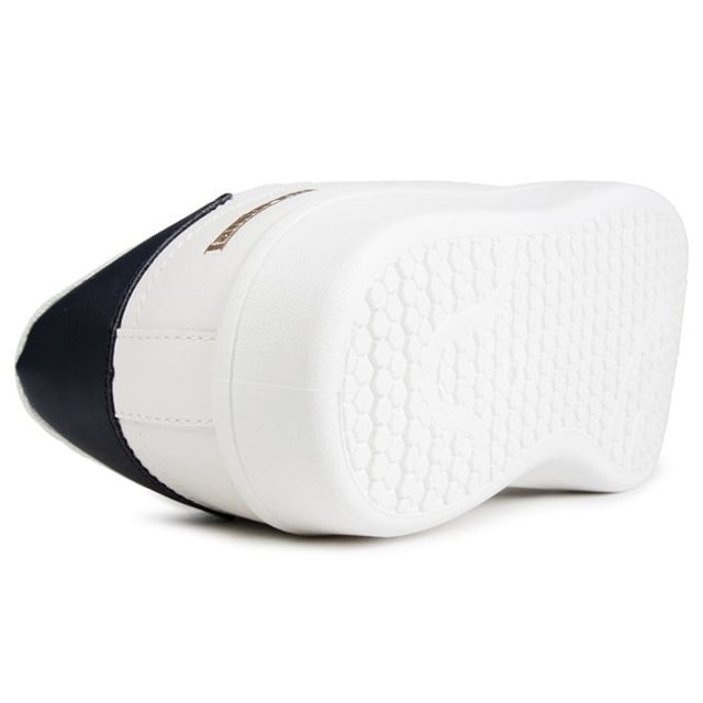 The Pinball Court Trainers From Lambretta Have A Classic Design With Both Style And Comfort In Mind. Featuring A Soft, White Upper, The Legendary Lambretta Target Logo, Padded Ankle Collar And Comfort Insole, These Shoes Are Ideal For Everyday Wear. Perfect For Hitting The Town Or Relaxing With Friends, They're A Must-have Addition To Any Man's Wardrobe.
