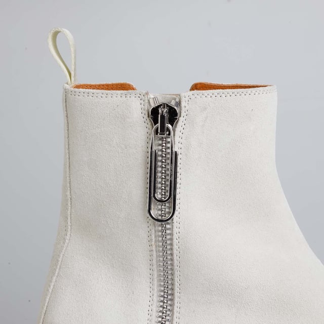 Mens Off White Sponge Ankle Boots in sand.- Suede upper.- Side zip fastening.- Sponge-effect sole.- Rubber sole.- Ref: OMID0110011763