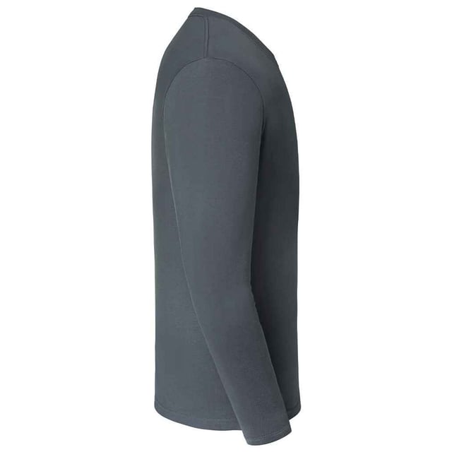 100% Ringspun Cotton. Fabric: Combed. Design: Plain. Neckline: Crew Neck, Knitted, Seamed. Sleeve-Type: Long-Sleeved. Taped Shoulders, Tubular, Twin Needle Stitching. Fit: Classic. 175gsm. Sustainability: Amfori, Better Cotton Initiative, BSCI, Fair Labor Association, Oeko-Tex Standard 100 Certified, WRAP Certified.