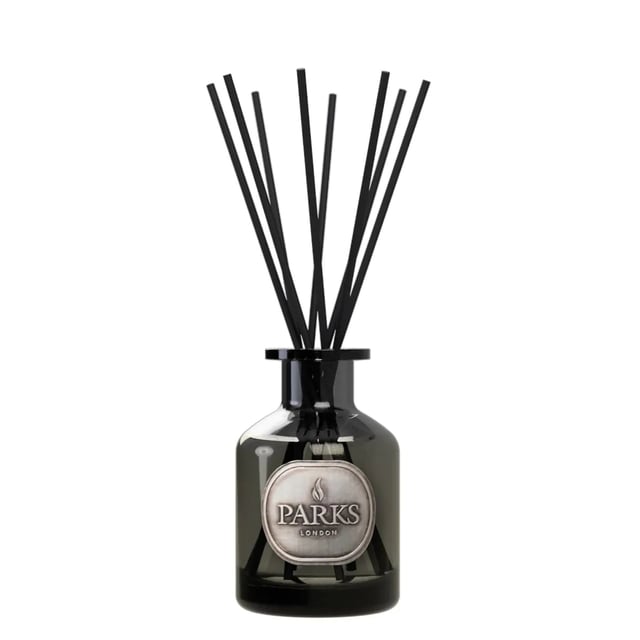 Iconic and timeless, Parks Original is our signature home fragrance. Based on the classic fougÃ©re (fern) accord, Parks Original is herbal and warm, blending the brightness of lemon with the aromatic facets of lavender and a comforting base of soft amber. Perfect for any room and all seasons, Parks Original never feels out of place, wherever you place it in your home.Due to supplier issues on 100ml vessels, contents may seem varied. Please rest assured that the fill level is correct as this is an automated process.The diffuser will still beautifully fragrance your home for days upon daysFragrance: Parks OriginalKey Ingredients: Lavender, Lemon, AmberAroma: Fresh, Herbal, WarmWork From Home, Dining, Unwinding, EntertainingFresh, Herbal, Warm100% Alcohol Free100mlHerbalLavender, Lemon, AmberDIFFUSER LIFESPAN20wksFRAGRANCEParks Original