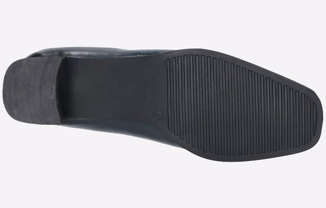 A lovable classic with genuine leather uppers and dynamic square toe and in an extra wide fit. Walford is a conventional womens slip-on court shoe with medium block heel for added height. An extra wide court with E-fitting for additional comfort.
  - Leather upper and soft leather lining - Full leather footbed and deeply padded instep - Extra-wide E fitting for all-day comfort - Durable and flexible synthetic outer sole - Flattering 1 " heel for extra height - Flattering small heel for extra height - Smart court shoe ideal for office and formal wear
