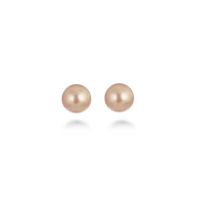 Pendientes geel de plata de ley 925 y perla rosa con acabado en baño de rodio. Delicados diseños dan nombre a MOMENTOS PARA BRILLAR Perlas Naturales. Perlas naturales de rio cuidadosamente bañadas en oro de 18 quilates sobre plata de Ley 925 crean un ambiente minimalista donde la elegancia brilla por si sola inspirándose en la musa involuntaria de artistas del estilo urbano que cree que la mujer se viste por las orejas: dejando siempre que las joyas hablen, eligiéndolas como punto de partida.  La sofisticación y delicadeza han vencido a la estridencia y energía de un acabado solo apto para mujeres que buscan un toque más sofisticado: icono (in) confundible de estilo.