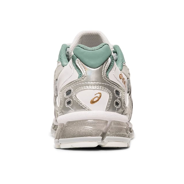 Asics gel outlet foundation femme argent