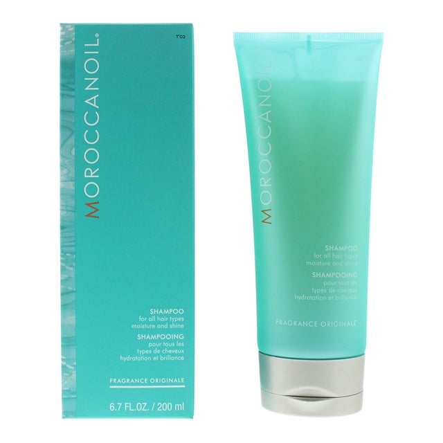An everyday shampoo that gently cleanses as it hydrates. Argan oil and vitamins help provide immediate hydration and shine. Coconut oil helps lock in moisture to leave hair feeling sleek and nourished. Delicately fragranced with the signature Moroccanoil scent.